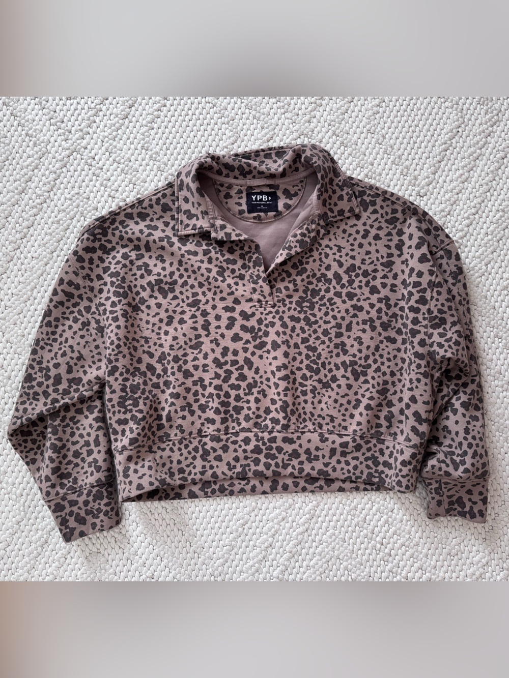 Abercrombie YPB Leopard Print Cropped Sweatshirt Medium